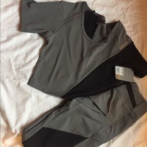 Gymshark asymmetric leggings & crop top! 💁🏻‍♀️